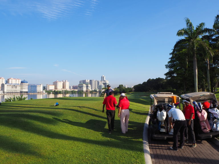 サンロイヤルゴルフクラブ様、マレーシア提携候補先へ視察訪問の写真01
